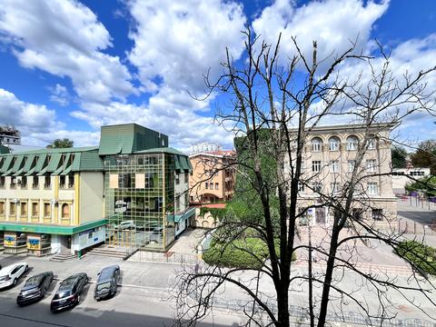 квартира за адресою Свободи вул., 12/16