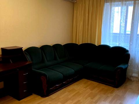 квартира за адресою Анни Ахматової вул., 41