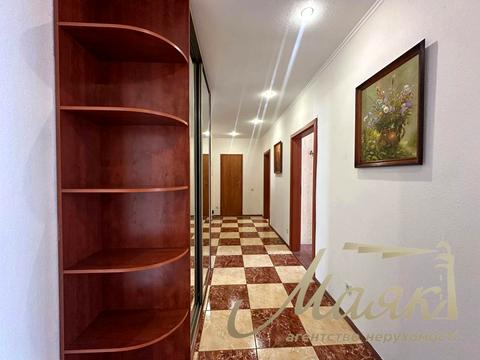 квартира за адресою Раїси Окіпної вул., 4