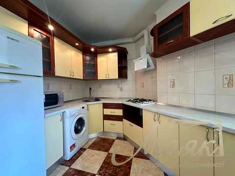 квартира за адресою Раїси Окіпної вул., 4