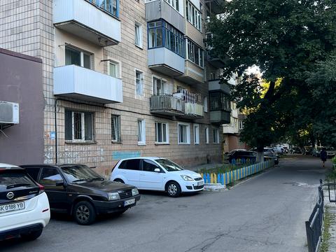квартира за адресою Генерала Безручка вул., 5а