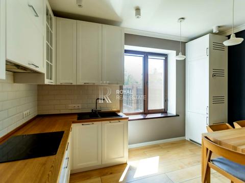 будинок за адресою Київ, Абрикосова вул., 7
