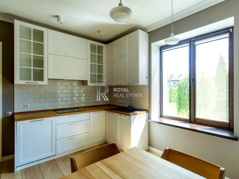 будинок за адресою Київ, Абрикосова вул., 7