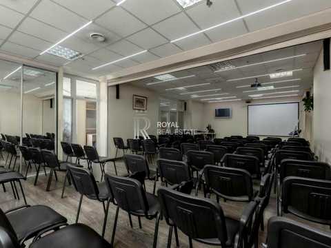 комерційна за адресою Дніпровська набережна вул., 26-Ж