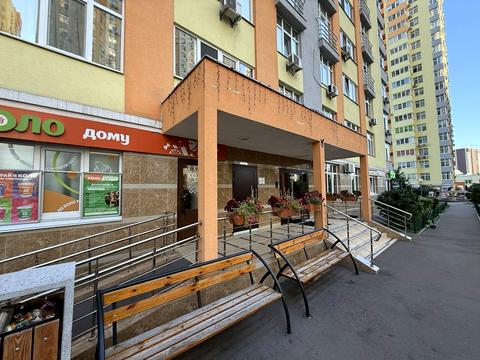 квартира за адресою Сім'ї Кульженків вул. (Петра Дегтяренка), 31-Б