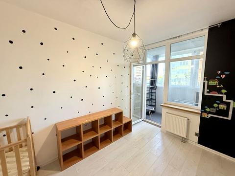 квартира за адресою Сім'ї Кульженків вул. (Петра Дегтяренка), 31-Б
