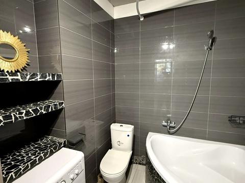 квартира за адресою Сім'ї Кульженків вул. (Петра Дегтяренка), 31-Б