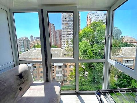 квартира за адресою Педагогічна вул., 22
