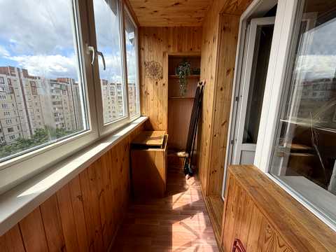 квартира за адресою Червоної Калини просп. (Володимира Маяковського), 65