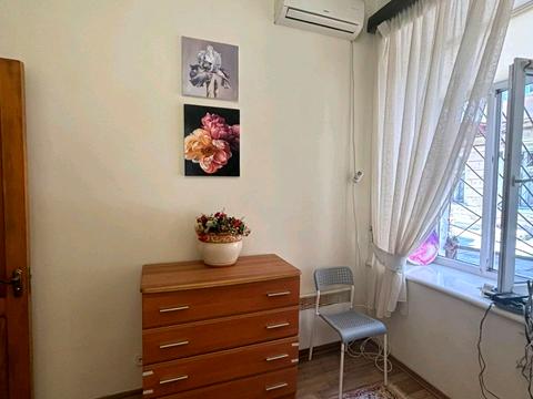 квартира за адресою Базарна вул., 49