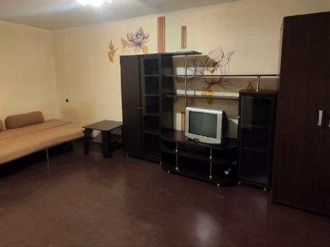 квартира за адресою Кленова вул., 1