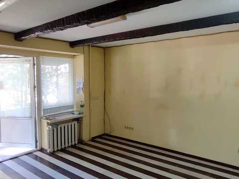 комерційна за адресою Петра Панча вул., 12