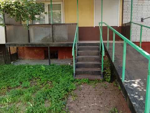 комерційна за адресою Петра Панча вул., 12