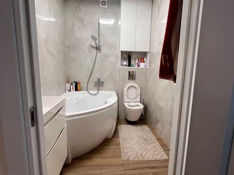 квартира за адресою Нижня Берегова вул., 2/2ж