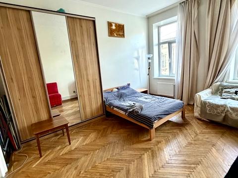 квартира за адресою Пантелеймона Куліша вул., 24