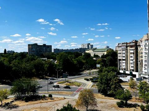 квартира за адресою Припортова вул. (Героїв Сталінграда), 46