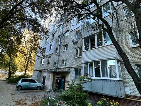квартира за адресою Сергія Берегового вул. (Мартиросяна), 4