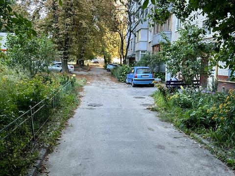 квартира за адресою Сергія Берегового вул. (Мартиросяна), 4
