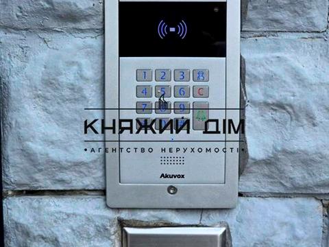 квартира по адресу Анны Ахматовой ул., 48