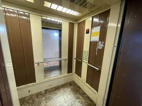 квартира за адресою Дніпровська набережна вул., 3