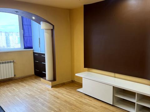 квартира по адресу Академика Заболотного ул., 126/1