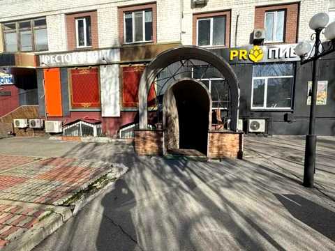комерційна за адресою Харківське шосе, 150/15