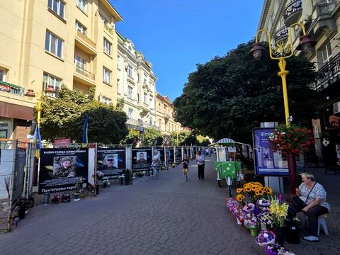 квартира за адресою Незалежності вул., 11