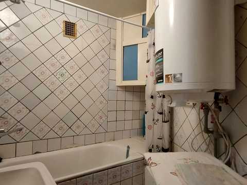 1873758119212107