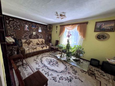 будинок за адресою с. Дубівці, Першотравнева, 35