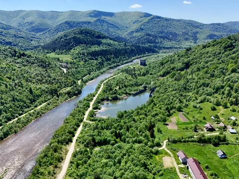 комерційна за адресою Лесі Українки вул., 30