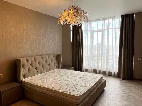 квартира за адресою Болсуновська вул. (Сергія Струтинського), 2