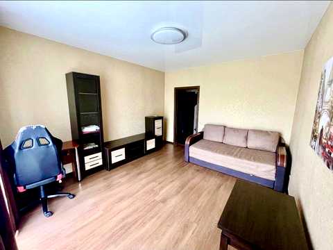 квартира за адресою Винна Гора вул., 8