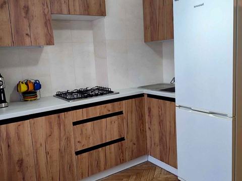 квартира за адресою Боровиковського бульв., 7