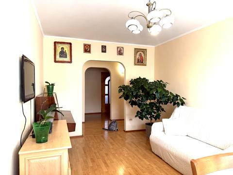 квартира за адресою Рівне, Академіка Грушевського вул., 42