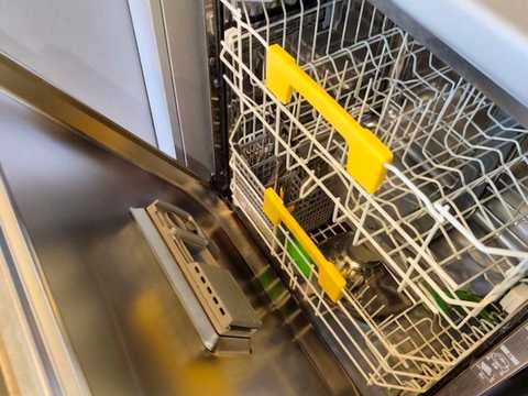 квартира за адресою Академіка Грушевського вул., 42
