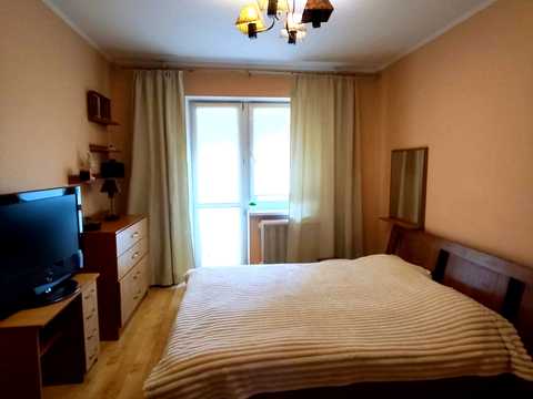 квартира за адресою Академіка Грушевського вул., 42