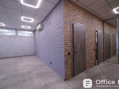 коммерческая по адресу Большая Васильковская ул. (Красноармейская), 72