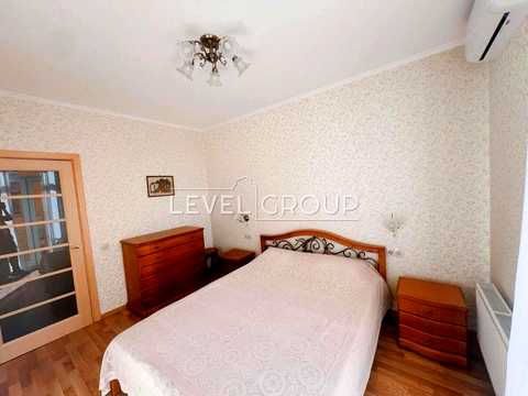 квартира за адресою Регенераторна вул., 4 к5