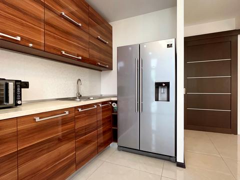 квартира за адресою Регенераторна вул., 4 к4