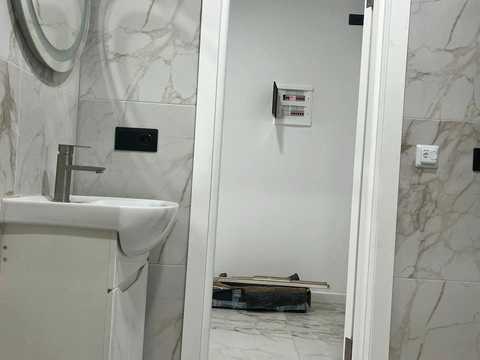комерційна за адресою Героїв Крут вул., 4-Б