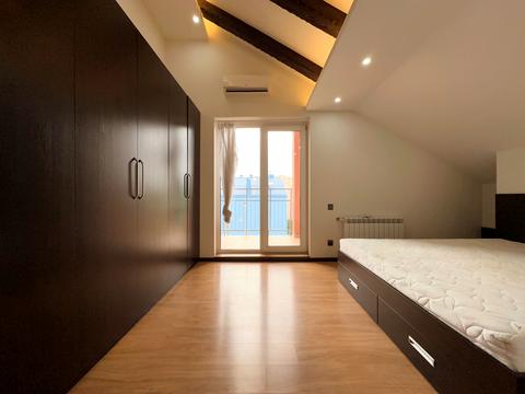 квартира за адресою Регенераторна вул., 4 к4