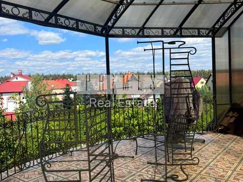 дом по адресу Вишнева