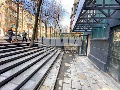комерційна за адресою Німанська вул., 4