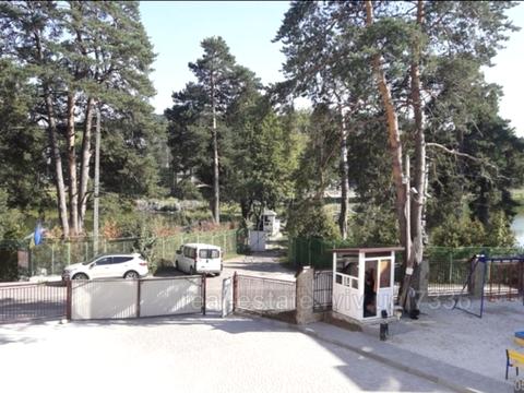 будинок за адресою Пляжна, 1