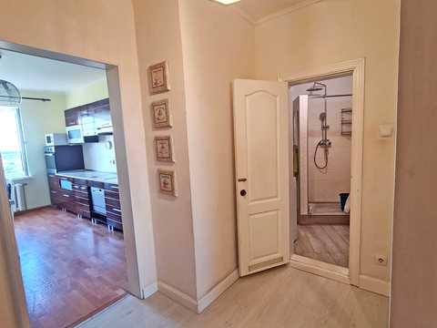 квартира за адресою Милославська вул., 8