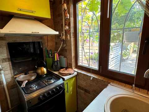 квартира за адресою Стовпова вул., 20