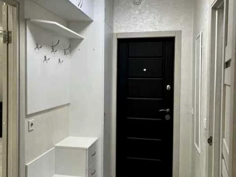 квартира за адресою Софії Русової вул., 7