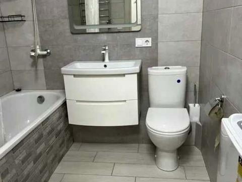 квартира за адресою Софії Русової вул., 7