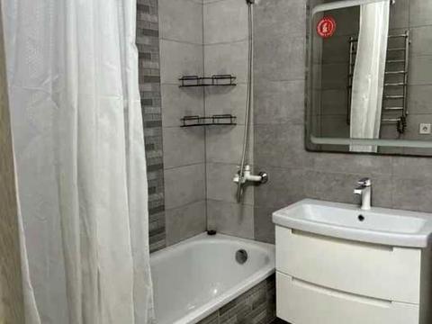 квартира за адресою Софії Русової вул., 7