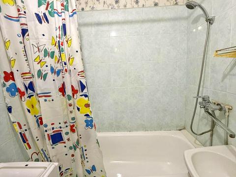 квартира за адресою Автозаводська вул., 93